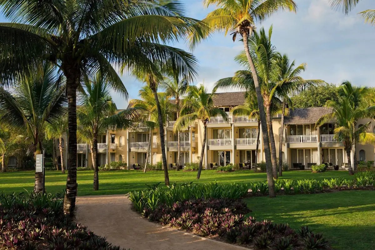 OUTRIGGER MAURITIUS RESORT & SPA