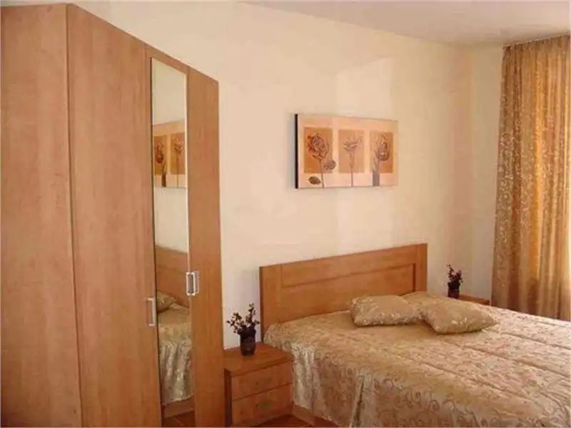 PANORAMA DREAMS APART