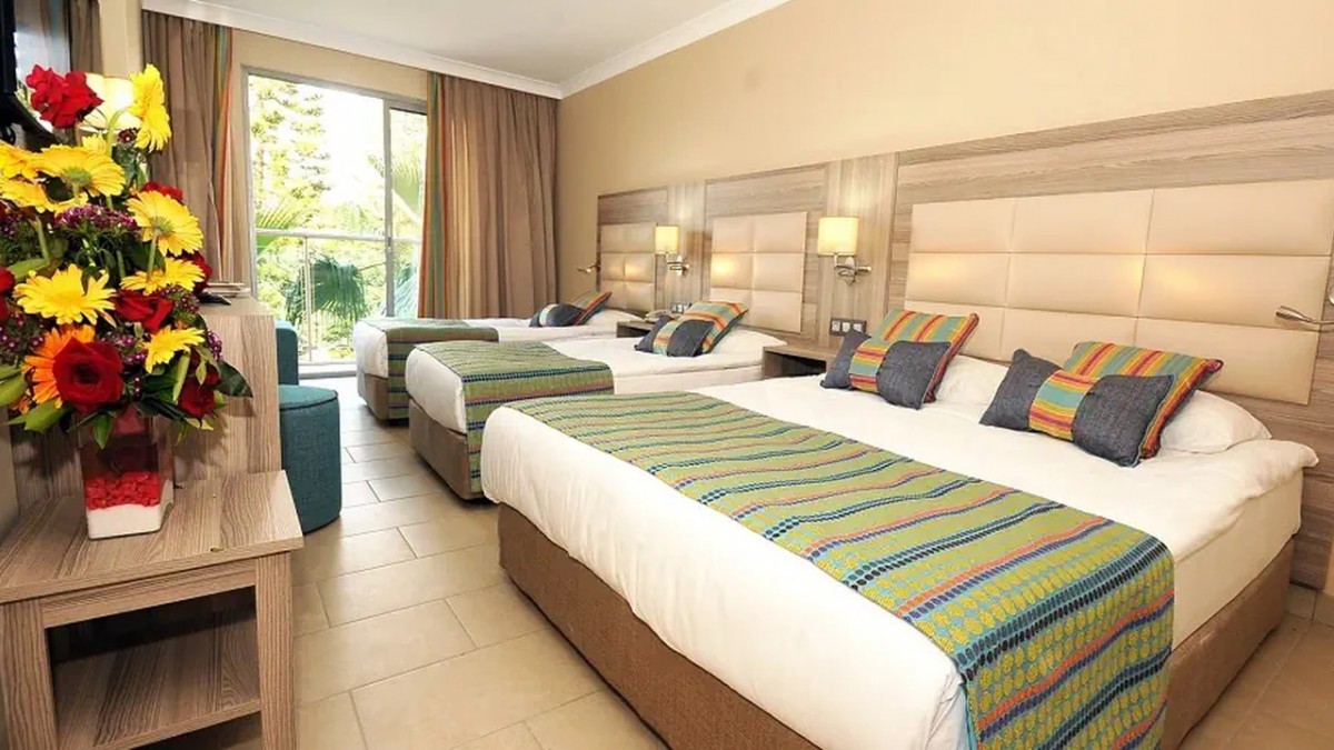 INSULA RESORT & SPA