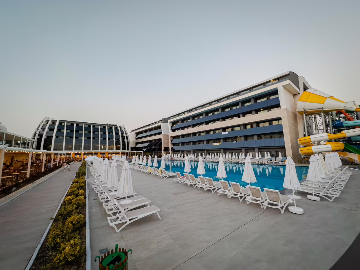 VICTORY VOLARE HOTEL