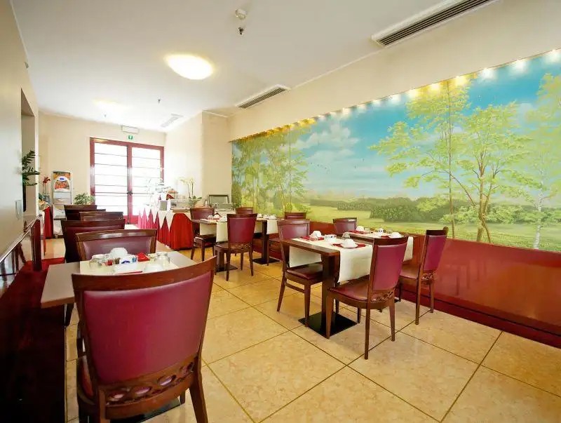 BEST WESTERN HOTEL LUXOR
