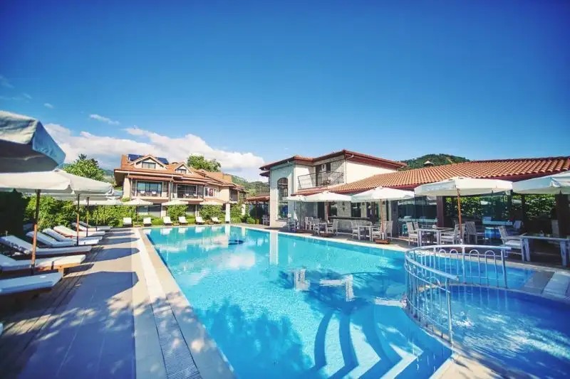 RENKA HOTEL & SPA