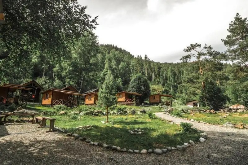 КРАСНЫЙ КАМЕНЬ
