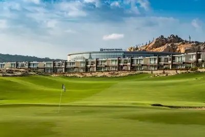 WYNDHAM GRAND KN PARADISE CAM RANH