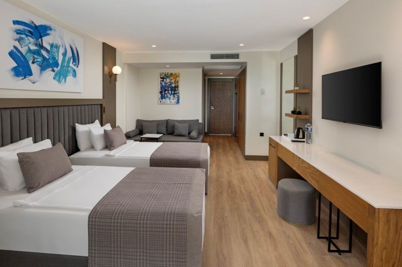 superior standard side sea view