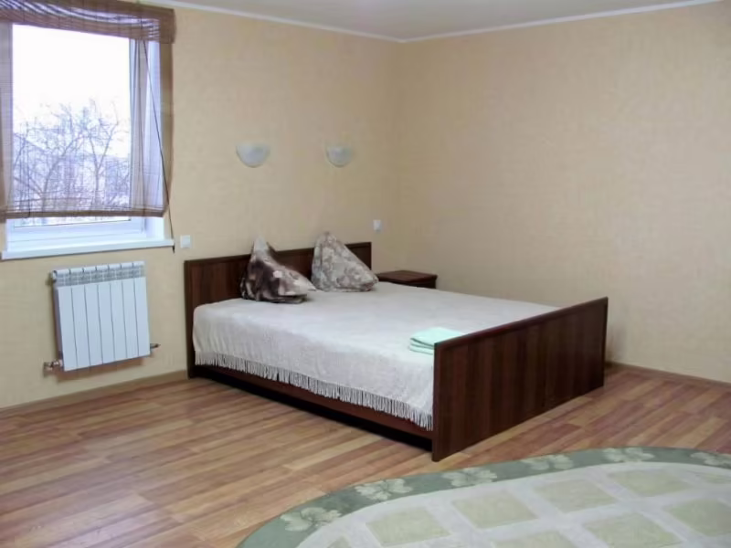 MOTEL M7