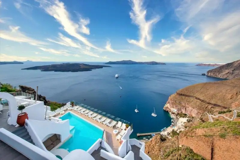ATHINA LUXURY SUITES