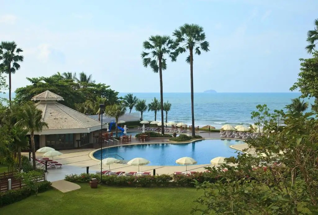 NOVOTEL RAYONG RIM PAE RESORT