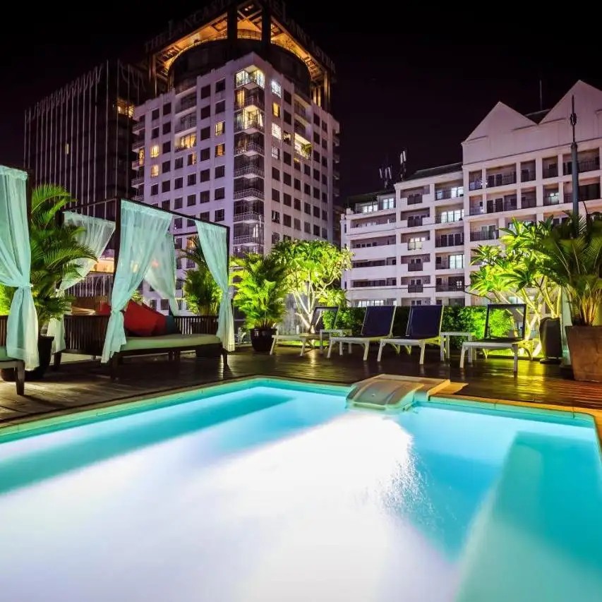 ROSELAND CENTA HOTEL HCM