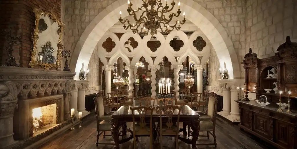 SACRED HOUSE
