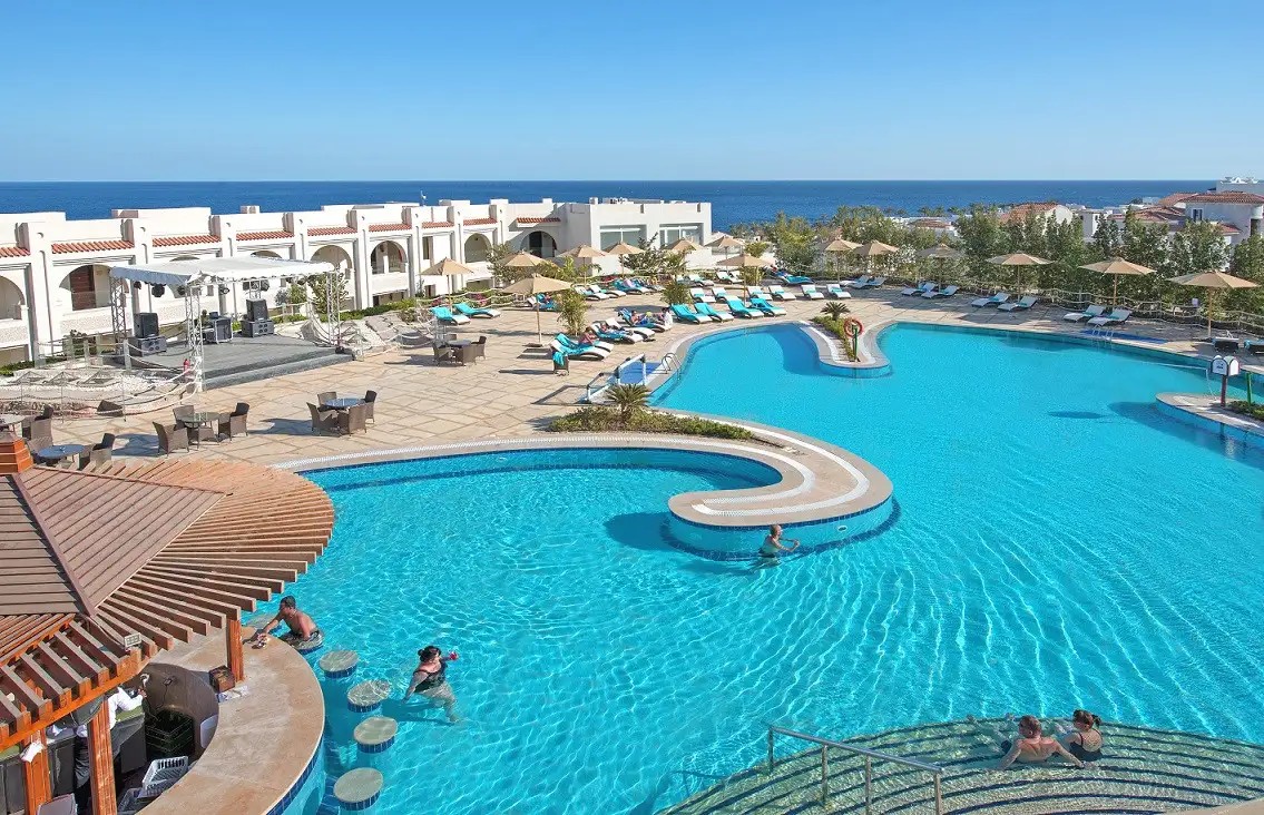POSH CLUB BY SUNRISE GRAND SELECT MONTEMARE RESORT