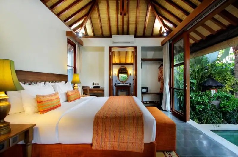 ARADHANA VILLAS