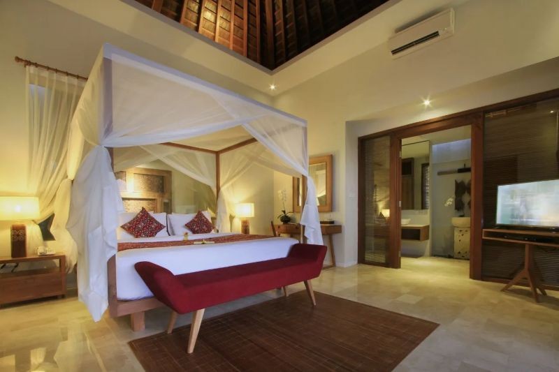 1 bedroom royal pool villa