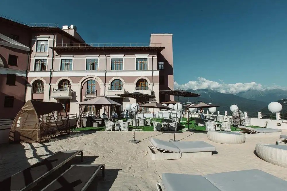 RIXOS KRASNAYA POLYANA (РИКСОС)