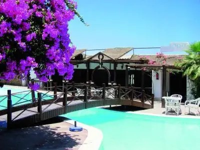 CLIFF TOP HOTEL