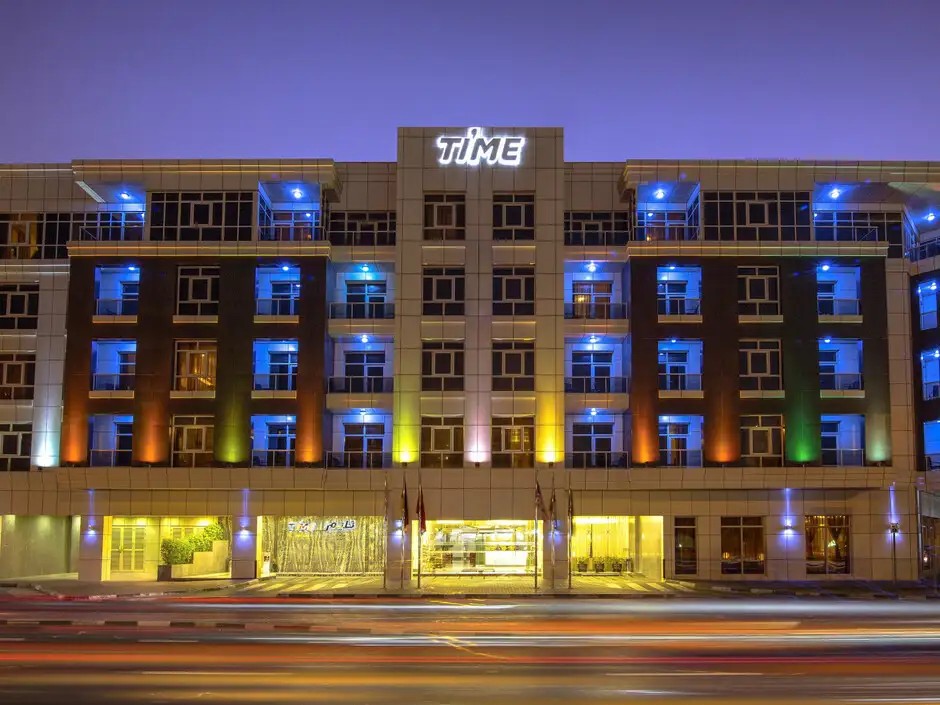 TIME GRAND PLAZA HOTEL