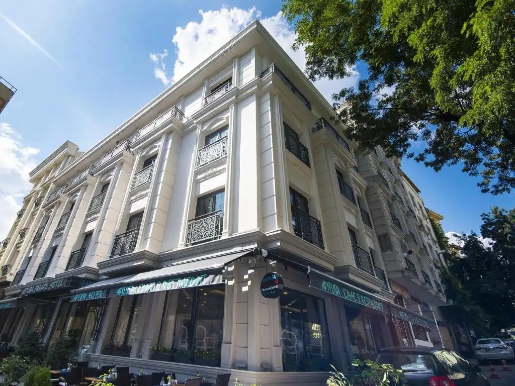 ANTUSA PALACE HOTEL & SPA