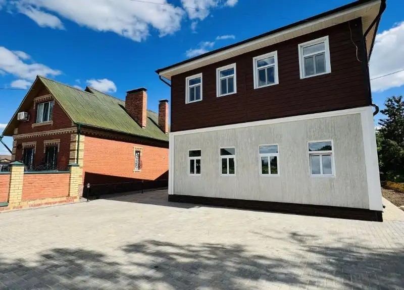ПРОЛЕТАРСКИЙ ДВОРИК