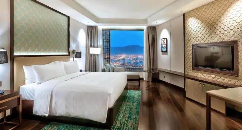 HILTON DA NANG