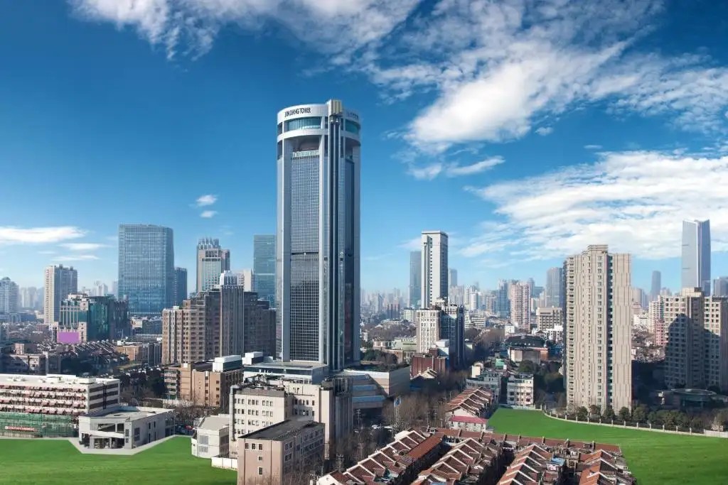JIN JIANG TOWER