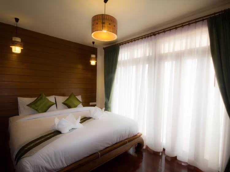 RUSTIC GUESTHOUSE