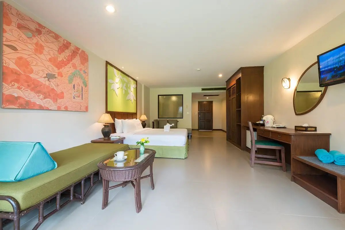 THE LEAF OCEANSIDE BY KATATHANI RESORT