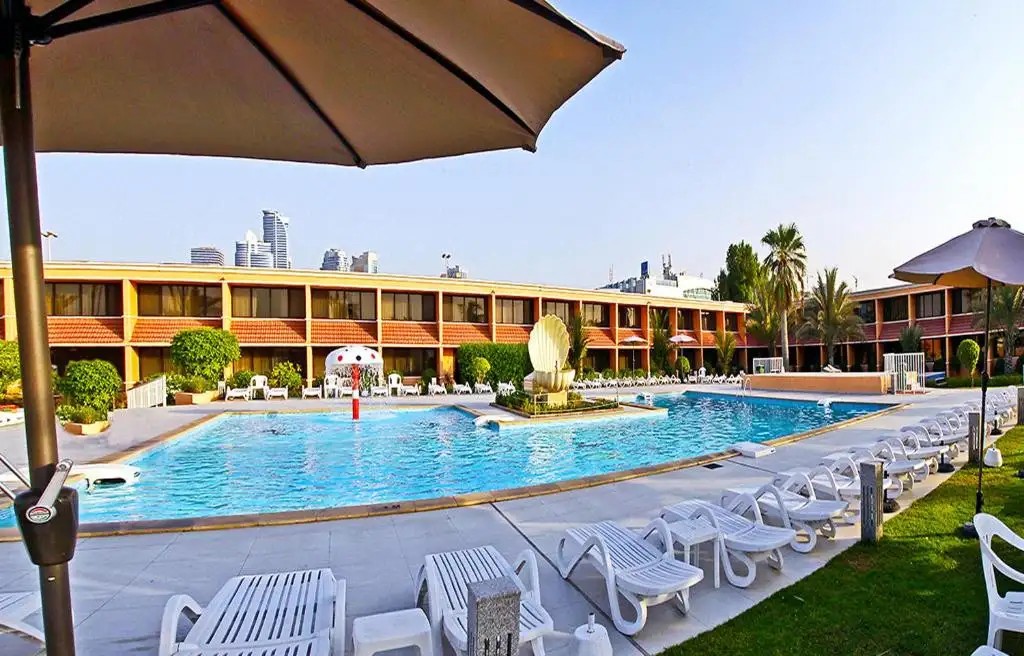LOU LOU A BEACH RESORT