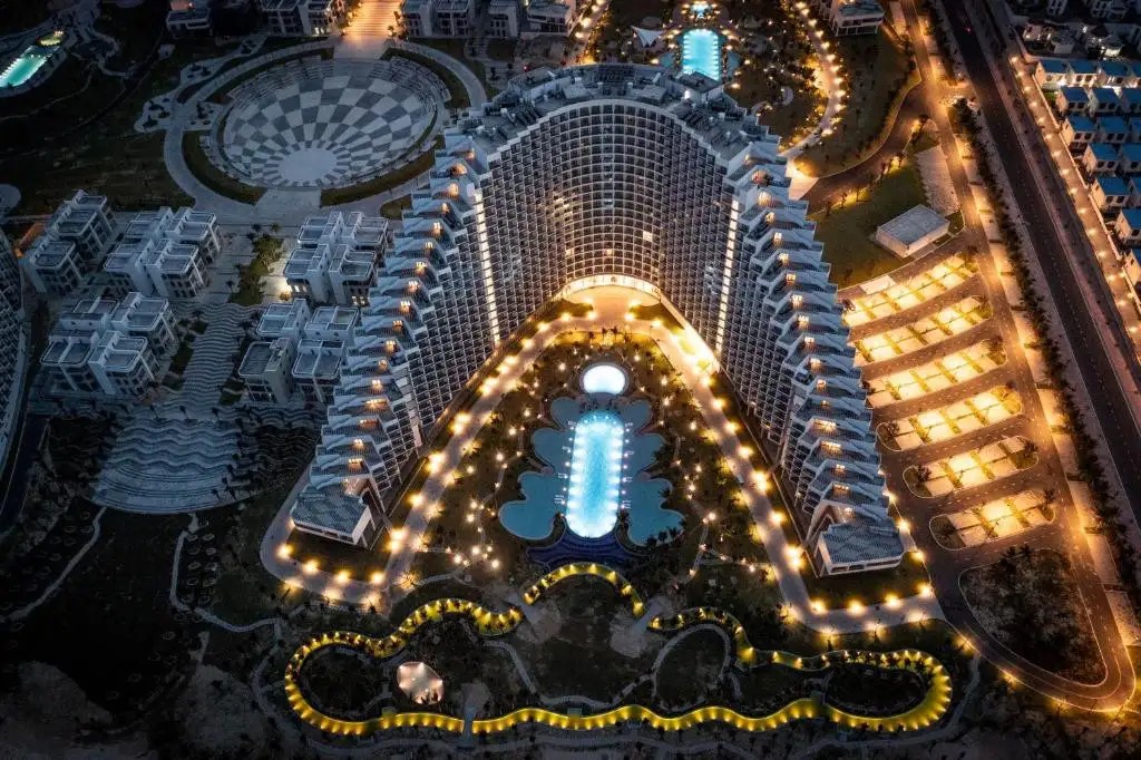 THE EMPYREAN CAM RANH (EX. THE ARENA CAM RANH RESORT)