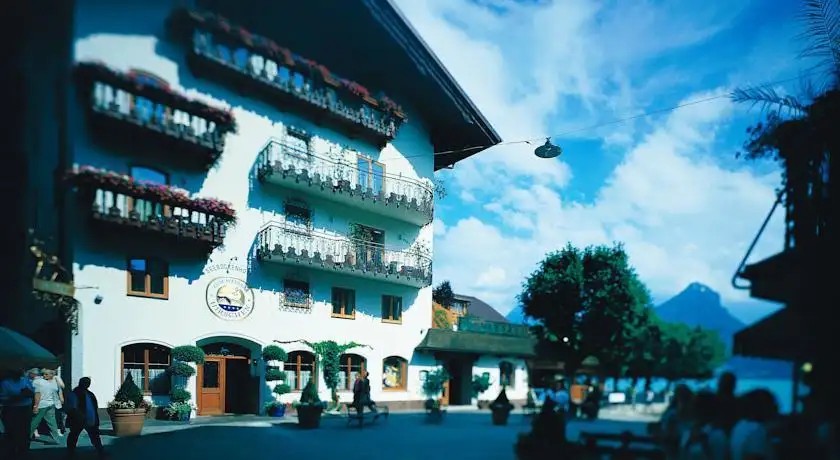 SEEBOECKENHOTEL ZUM WEISSEN HIRSCHEN