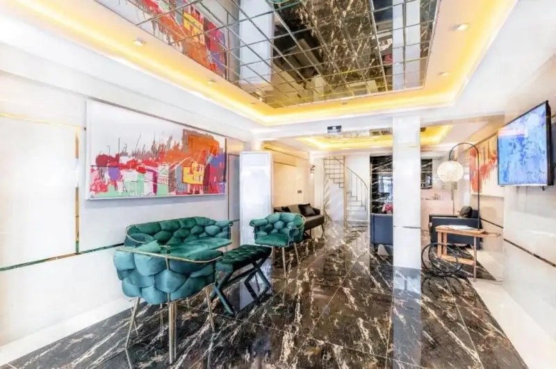 OLSEN HOTELS