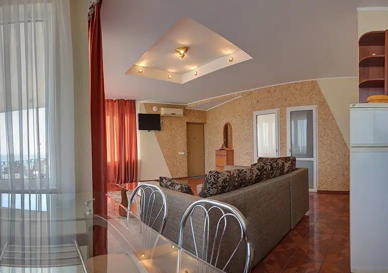 KLIMENKO HOUSE