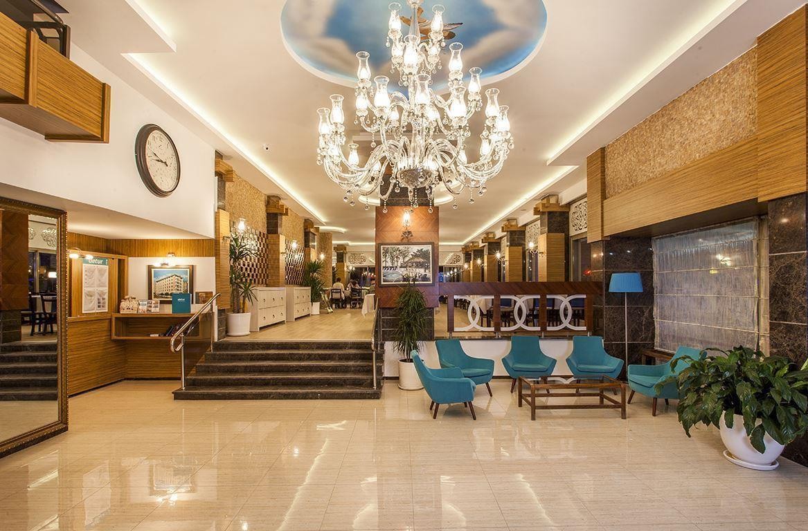 PARADOR BEACH HOTEL