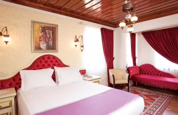 OTANTIK BUTIK OTEL
