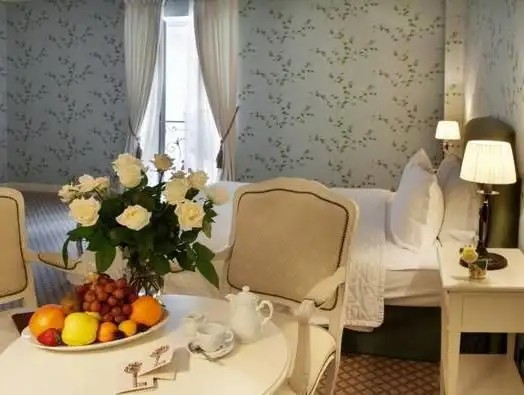 КРОНОН ПАРК ОТЕЛЬ