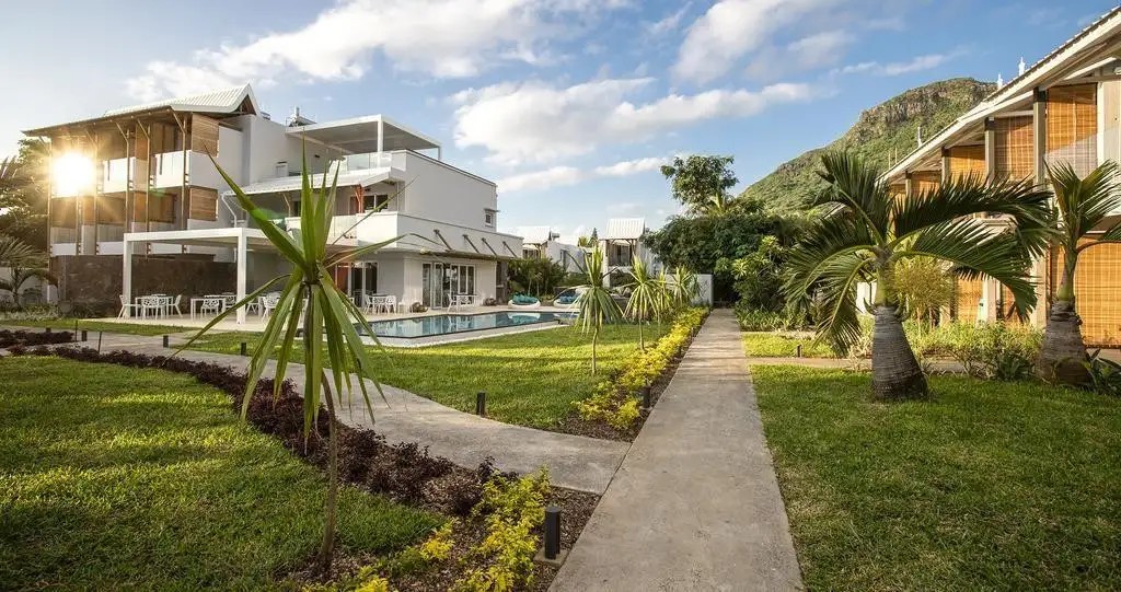 MARIPOSA HOTEL & SPA