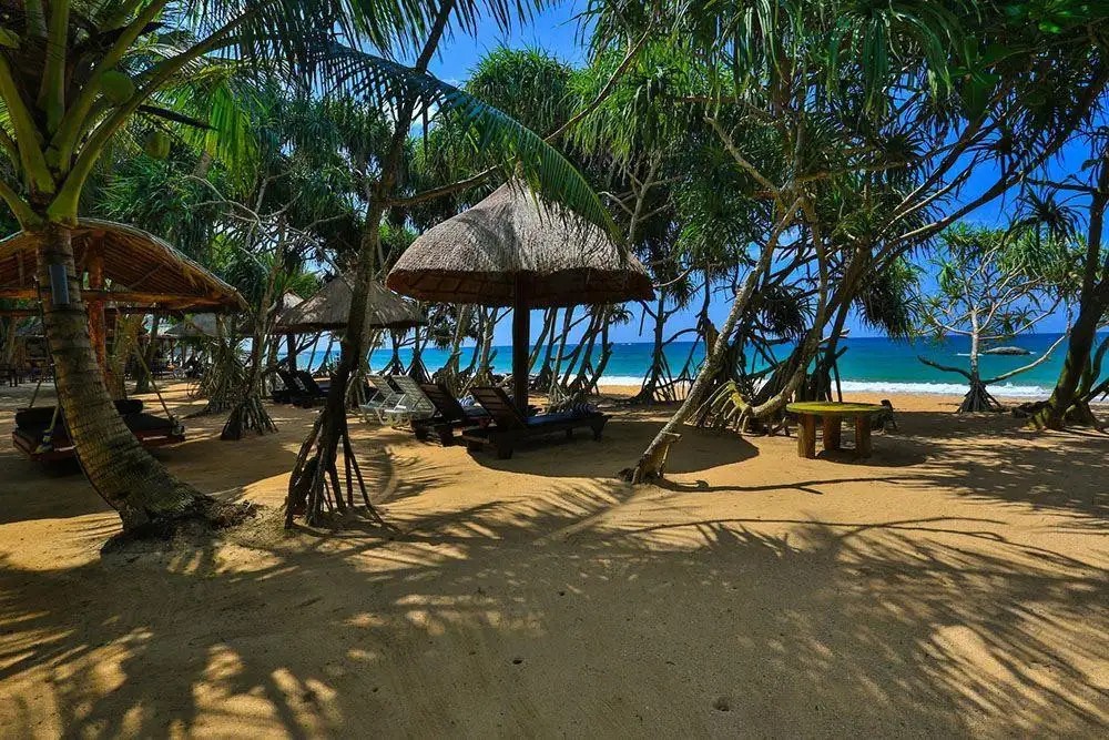 THEJAN BEACH CABANAS