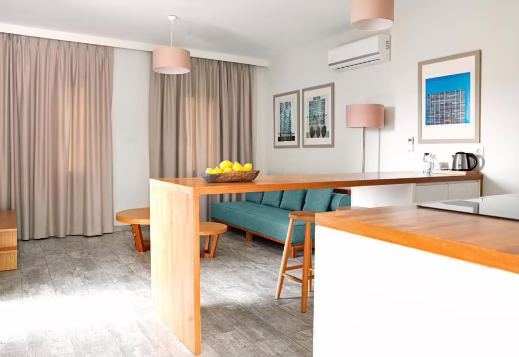 DORMAN SUITES HOTEL