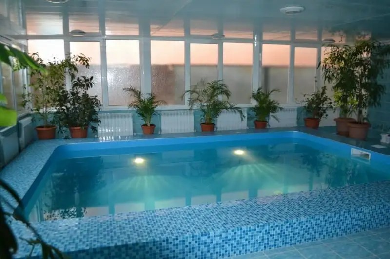 FAMILY HOUSE