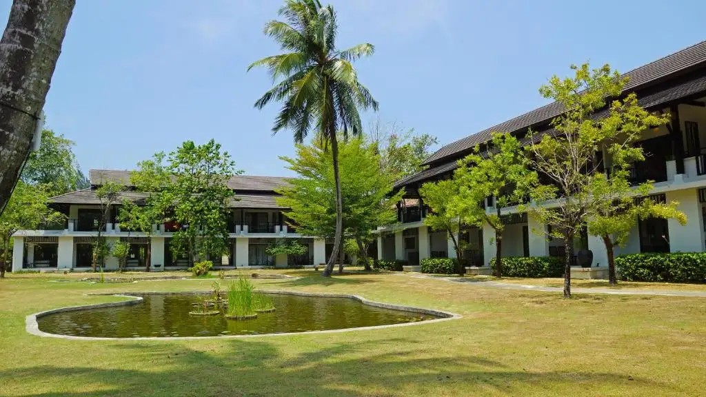 PALM GALLERIA RESORT (EX. BEST WESTERN PALM GALLERIA RESORT)