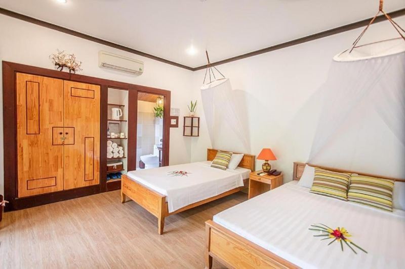 garden bungalow triple