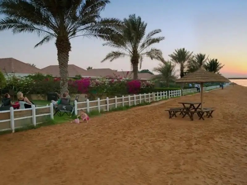BARRACUDA BEACH RESORT