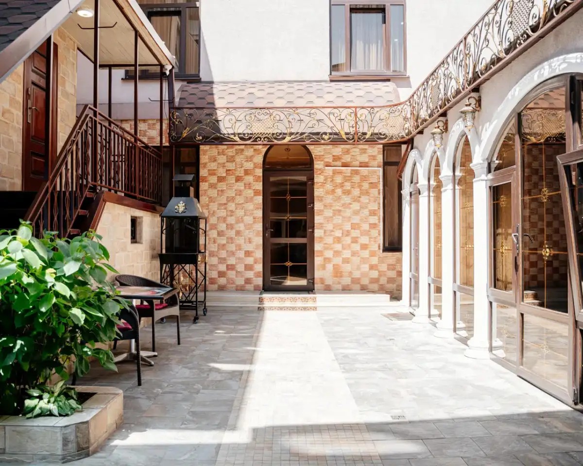 ЗАМОК