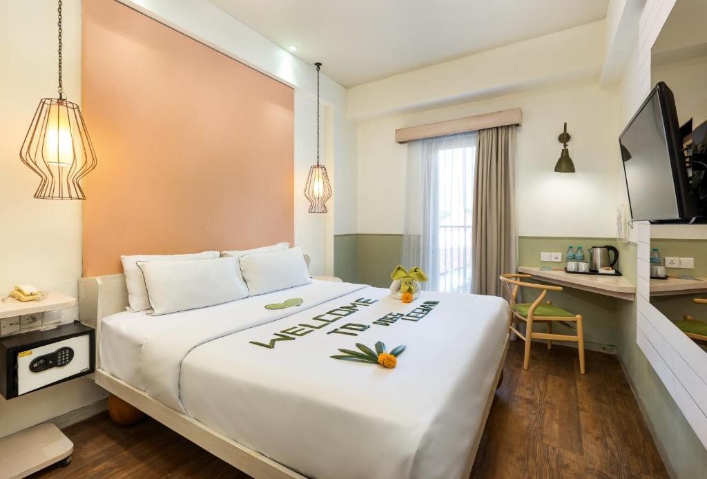 BOSS LEGIAN HOTEL