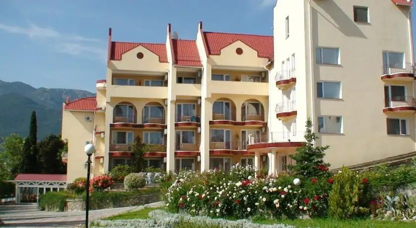 КРЫМСКИЙ