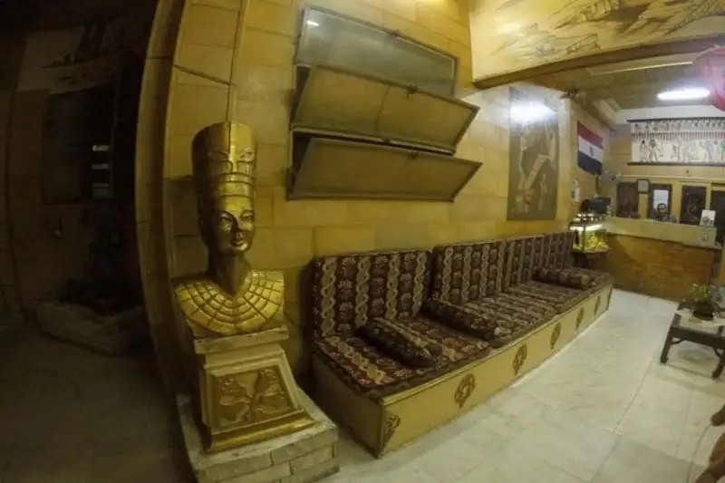 NEW PALACE HOTEL