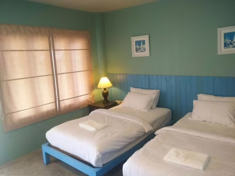 OYO 929 100 BOUTIQUE HOTEL