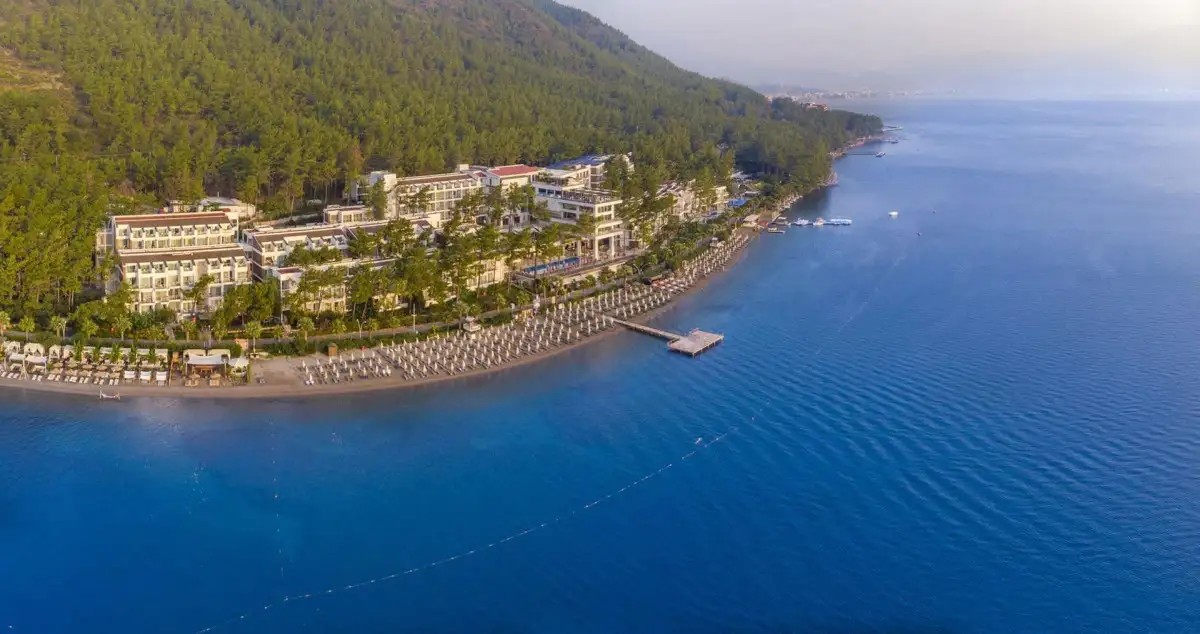 ORKA LOTUS BEACH