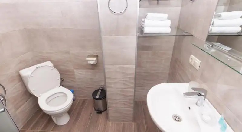 AMSER HOTEL