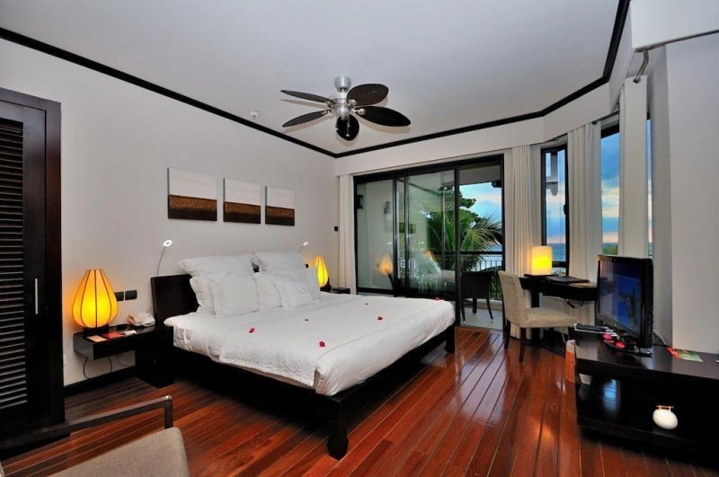 junior suite honeymoon deal