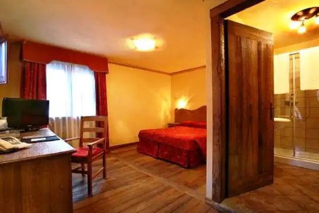 MAISON SAINT JEAN